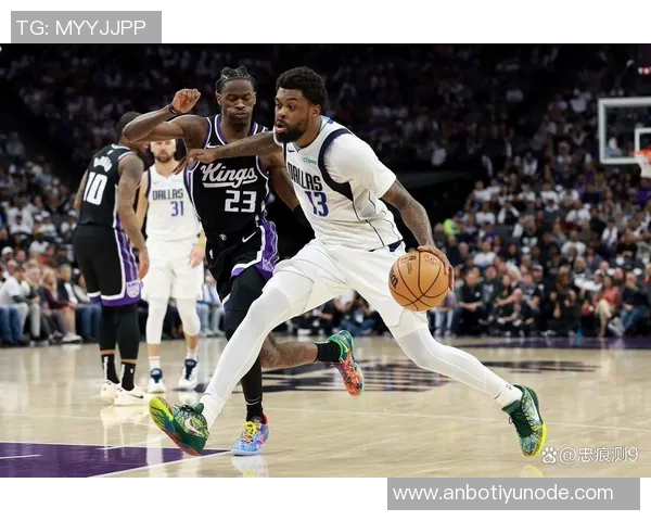 巴克利直言不信快船小卡难以平衡工作与篮球生涯