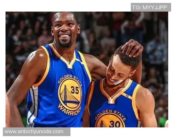 库里被指为KD的二当家网友怒斥老詹传媒再度发力引发热议