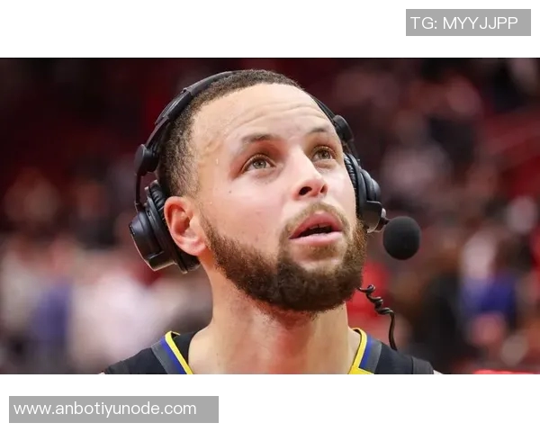 库里谈无球掩护的重要性以提升科尔进攻体系的效率与团队配合