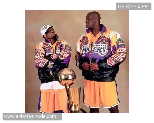 科比高中队友回忆当年总决赛支持湖人还是76人时的心路历程