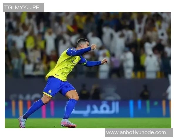 C罗补时任意球前自我激励却遗憾失误未能助队逆转胜局