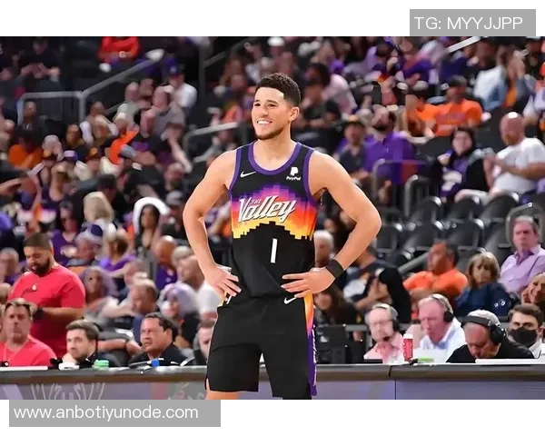 太阳队半场领先独行侠10分布克表现出色贡献16分狄龙助攻3次表现抢眼