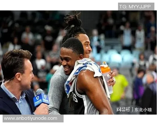 张佳玮分析马刺胜雷霆背后真相文班并非唯一制胜关键因素 张佳玮分析马刺胜雷霆背后真相文班并非唯一制胜关键因素